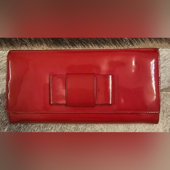 Miu Miu Wallet with Bow Accent - Picture 1 of 8